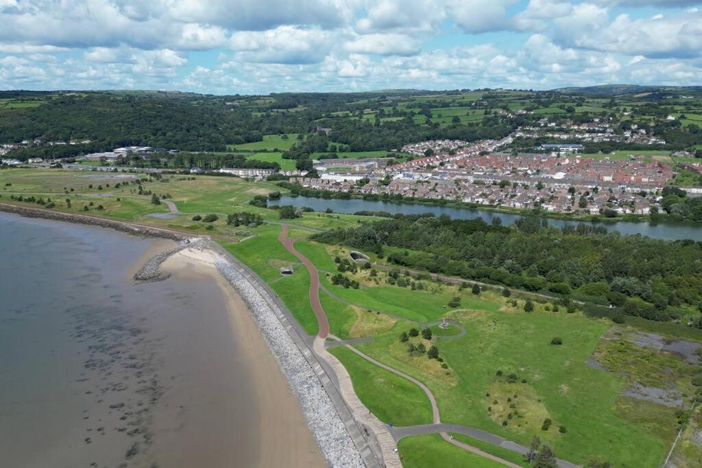 Coastal Retreat In Carmarthenshire Villa Llanelli Buitenkant foto